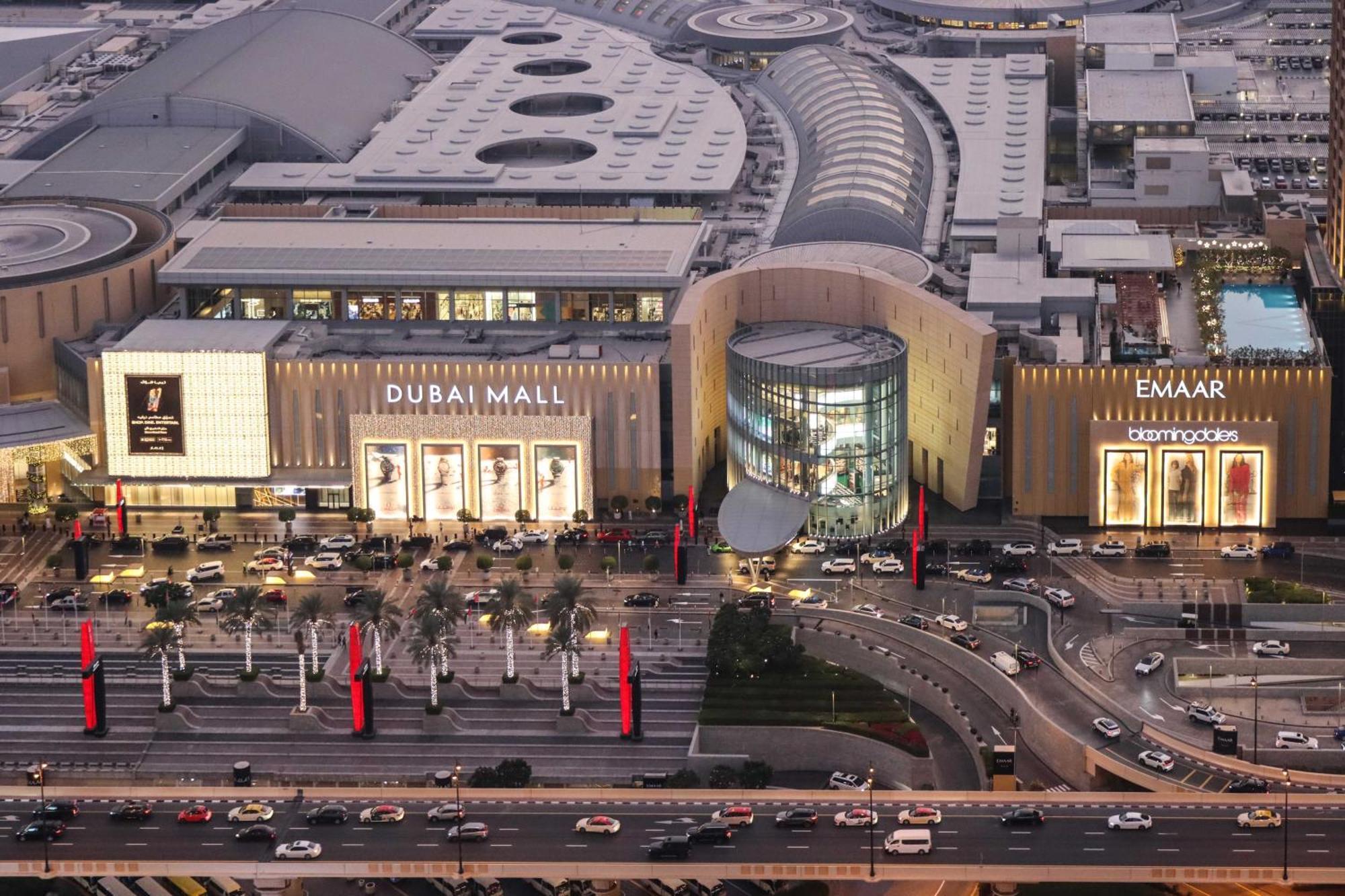 Apartment Livbnb-3br Next To Mall With Burj View Dubai